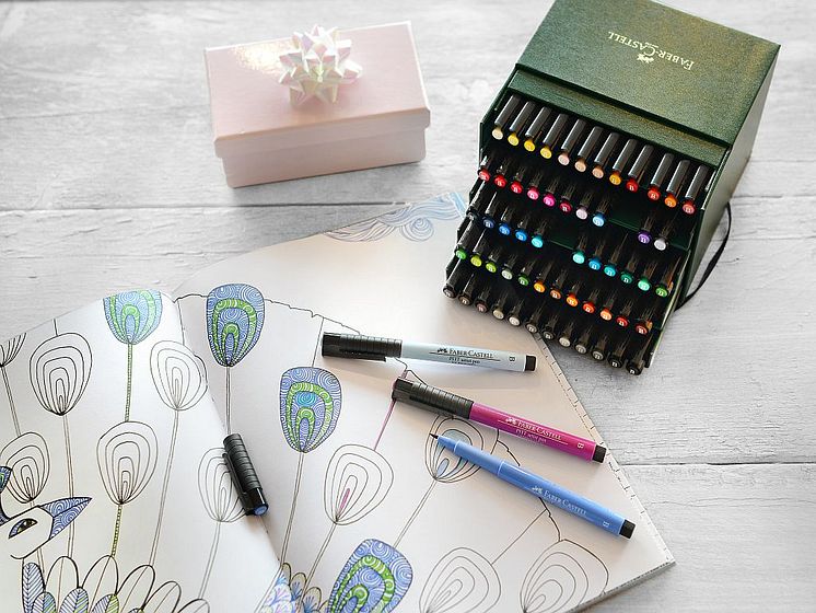 Mit Stift u. Papier ganz bei mir_26.02.2021_full