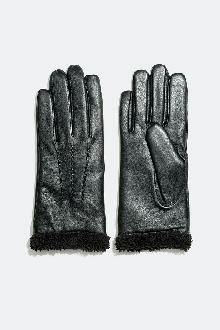 Leather gloves with faux fur