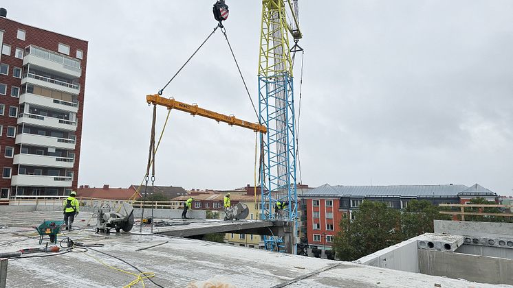Demontering av betongbjälklag på citygallerian Boulevard - ett av Sveriges största återbruksprojekt av betong.