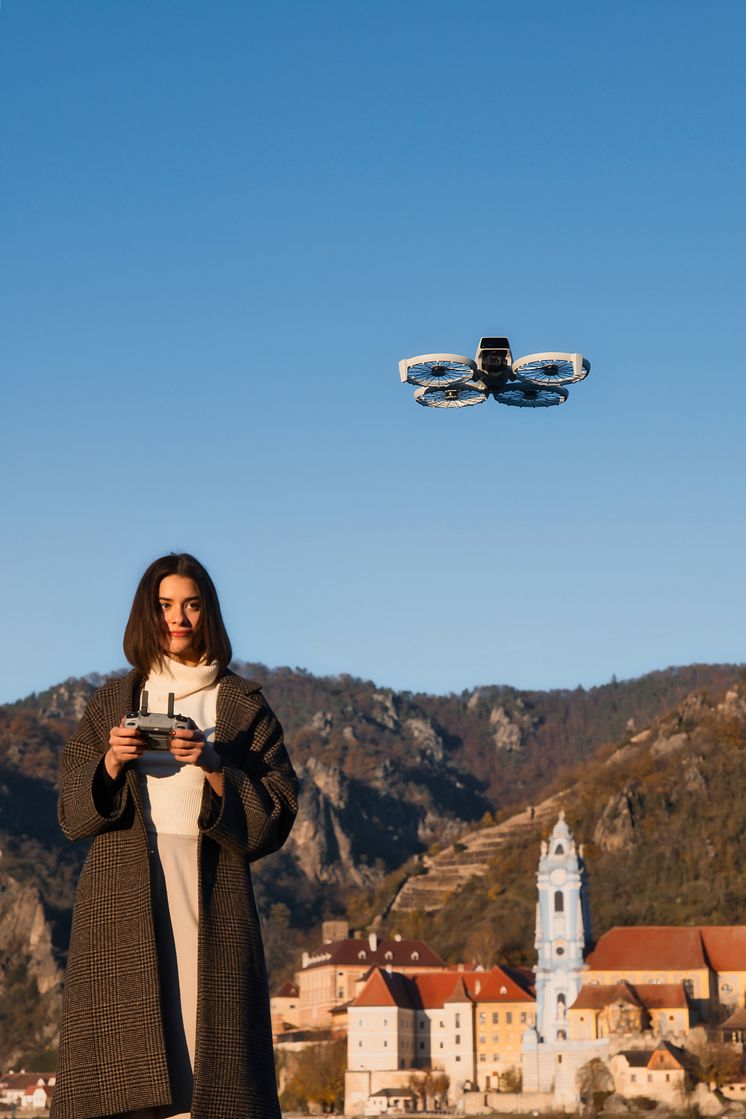 DJI FLIP_RC2 Romote Control_Duernstein_RC2.jpg