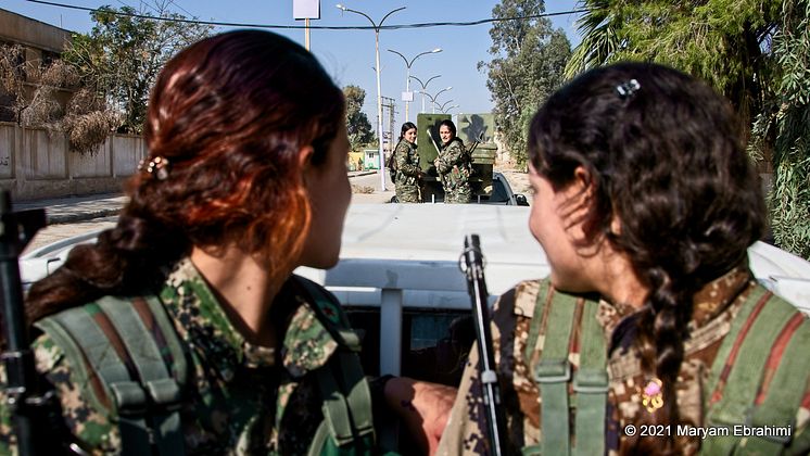 Rojava, the birth of women´s revolution fotograf_Maryam Ebrahimi.jpg