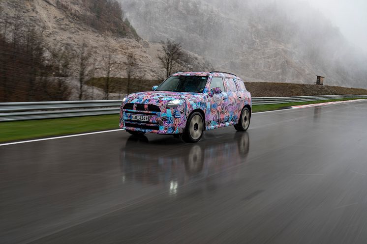 En helt ny generasjon MINI Countryman nærmer seg