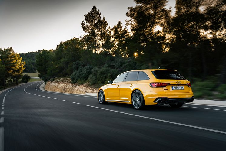 Audi RS 4 Avant edition 25 years (Imolagul)