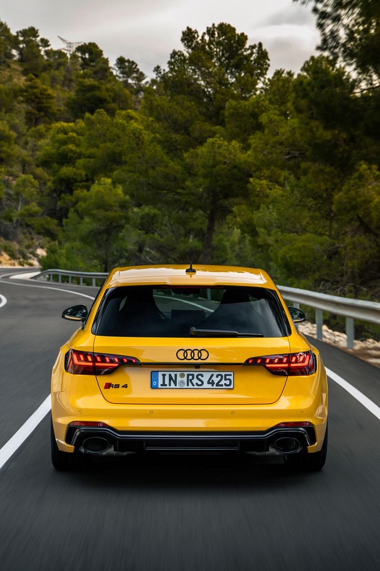 Audi RS 4 Avant edition 25 years (Imolagul)