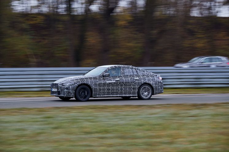 Helt nye BMW i4