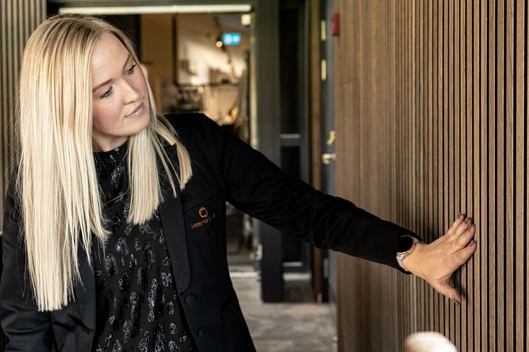 Mette er glad for den nye stil