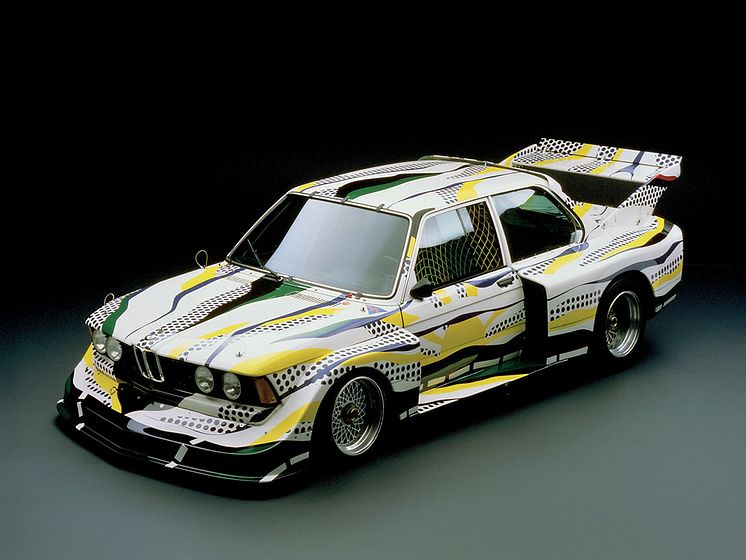 03-bmw-art-car-1977-320i-group-5-lichtenstein-04-1024-768.jpg