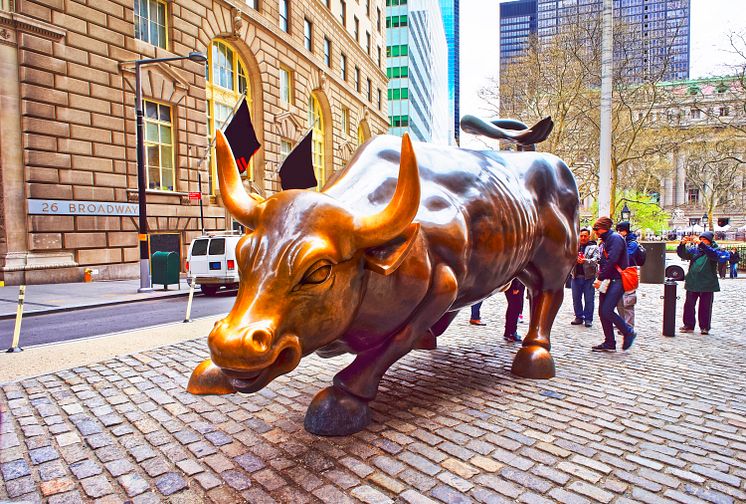 Charging Bull at Wall Street in Financial District_GettyImages-621235938
