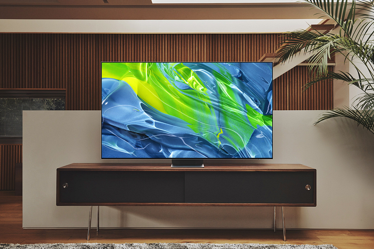 Samsung TV S95B Lifestyle Image