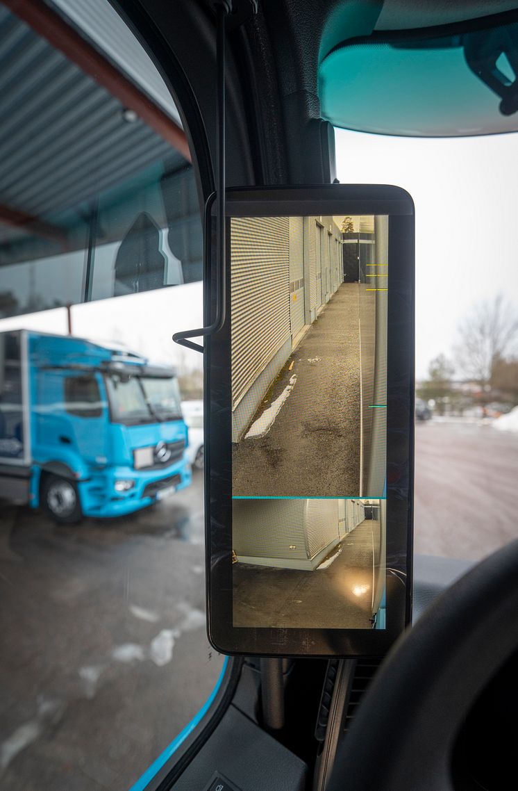 Mercedes-Benz eActros 300 (PostNord)
