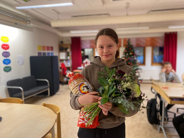 Bella Isaksson i klass 4B på Parkskolan i Älvsbyn. Foto Polarbröd.jpg