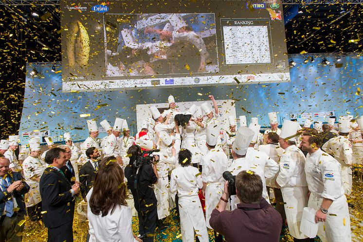 Tommy Myllymäki tog hem segern i den prestigefulla kocktävlingen Bocuse d'Or .