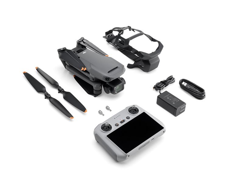 DJI Mavic 3 Classic (RC-N1) - In the Box (2 of 2)