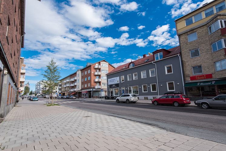 Huset i mitten rivs för brf Norrskenet i Luleå 