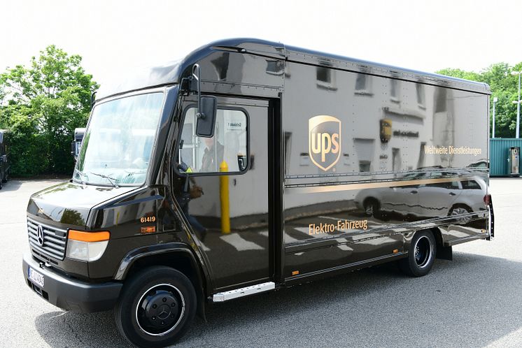 UPS E-Fahrzeug mit BPW Antrieb in Fahrt