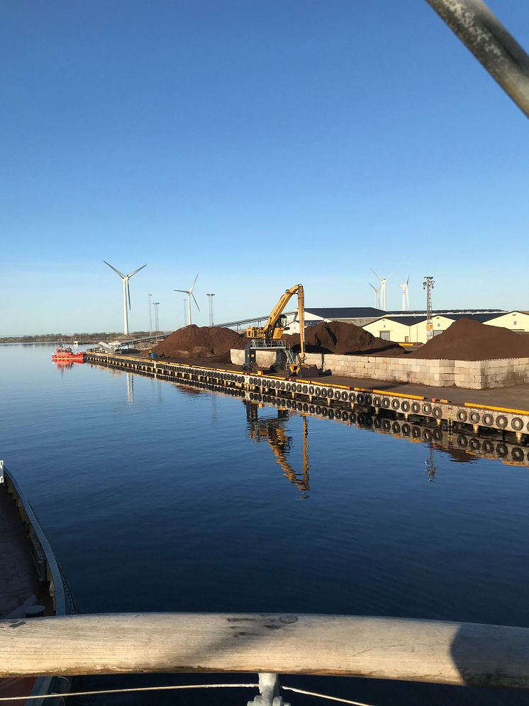Barken Viking lämnar Falkenberg - 2