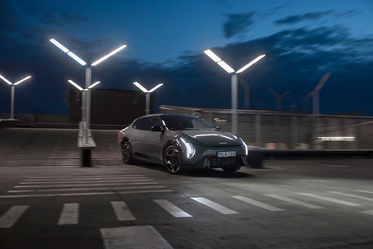 Elbilen Kia EV4 lanseras Sverige 
