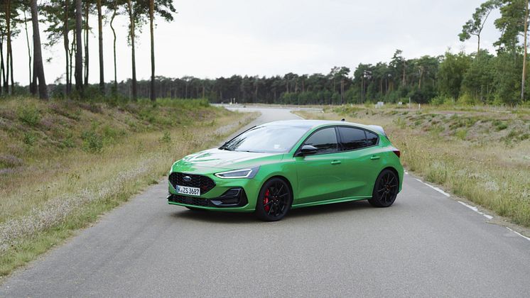 2022_FORD_FOCUS_ST_04