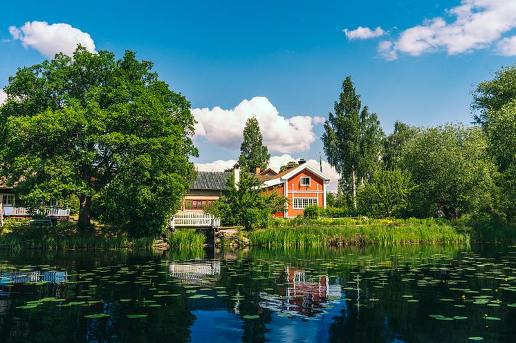 Carl Larsson garden_fotoErikKilstrom.jpg