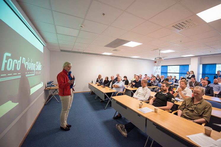 Fra pressekonferansen hvor Ford Motor Norge og forsikringsselskapet If lanserer et unikt opplæromgsprogram for unge sjåfører Ford Driving Skills for Life