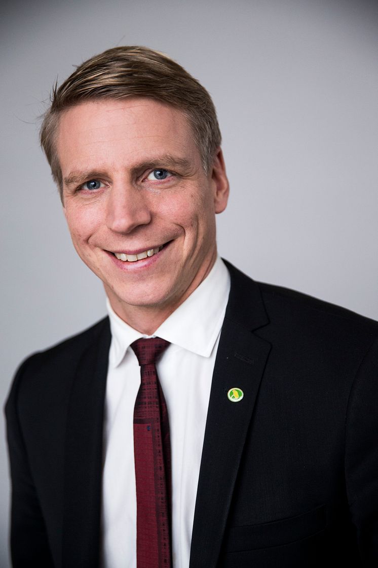 Konsumentminister Per Bolund deltar vid utmärkelserna till Sveriges Bästa Landskapsmat, Husmansbord 2015