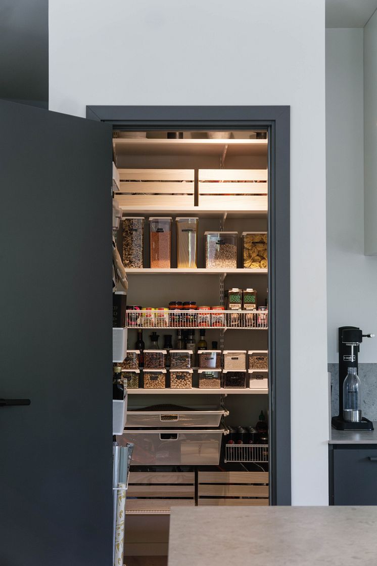 Elfa_Pantry_Interior_Click-in_system_Classic_2023_05_034