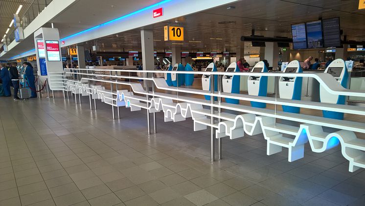 KLM Premium check-in Sky Priority at SPL 