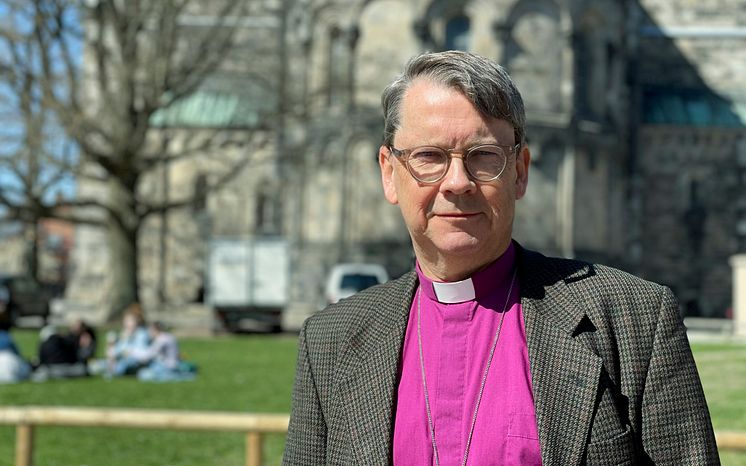 Johan vid domkyrkan Foto Camilla Lindskog.jpg