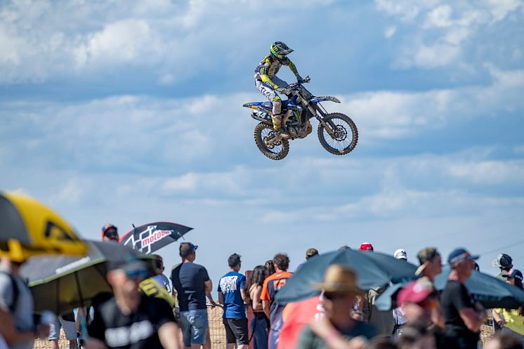 2023050802_012xx_MXGP_Rd6_エルジンガ選手_4000