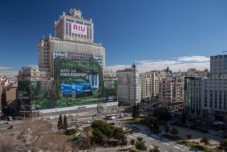 Ford Ecosport på verdens største billboard i Spanien