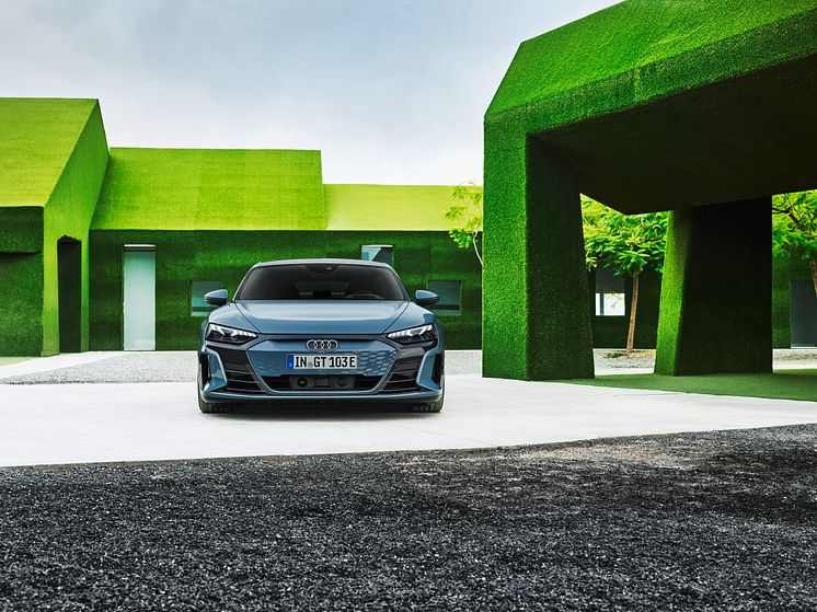 Audi e-tron GT quattro (Kemoragrå)