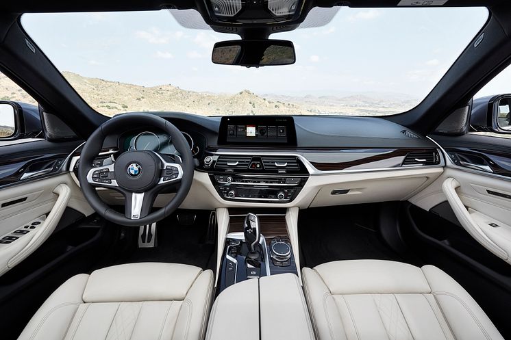 BMW 5-serie Sedan - interiør