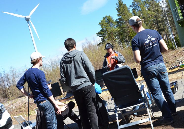 Luleå tekniska universitet gör lyckade fältförsök med autonoma drönare på vindkraftverk