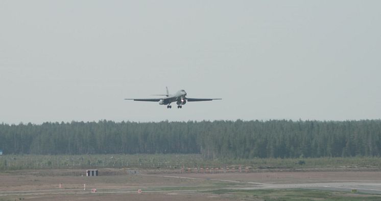 20230619 Bomber Task Force landar på F21 Luleå