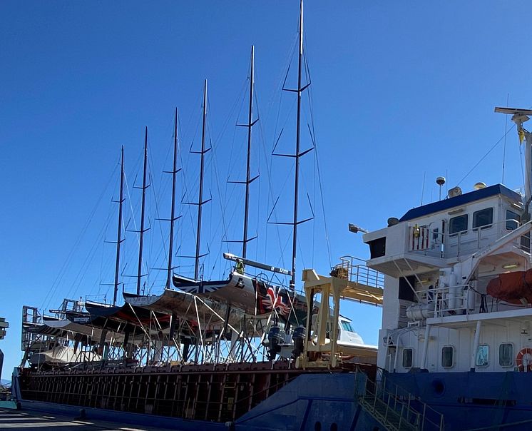 MV Mittelplate docked PMI