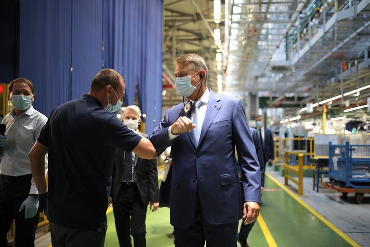 Poza vizita Presedintelui Iohannis la Ford Craiova8