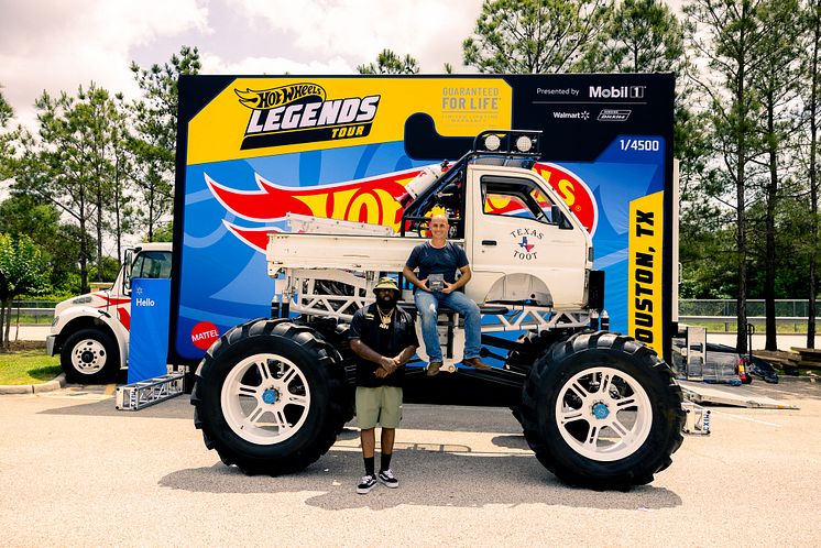 2022 Hot Wheels Legends Tour Winner Craig Meaux with Trae tha Truth