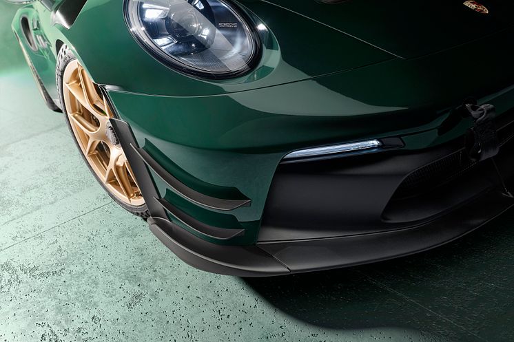 Porsche 911 GT3 RS Manthey Kit