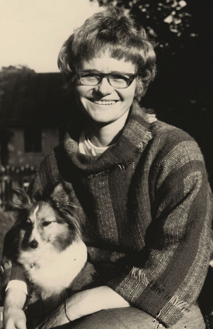 Anna Rydstedt med hunden Jeppe