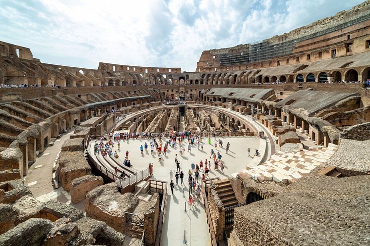 Colosseum and Roman Forum Tour