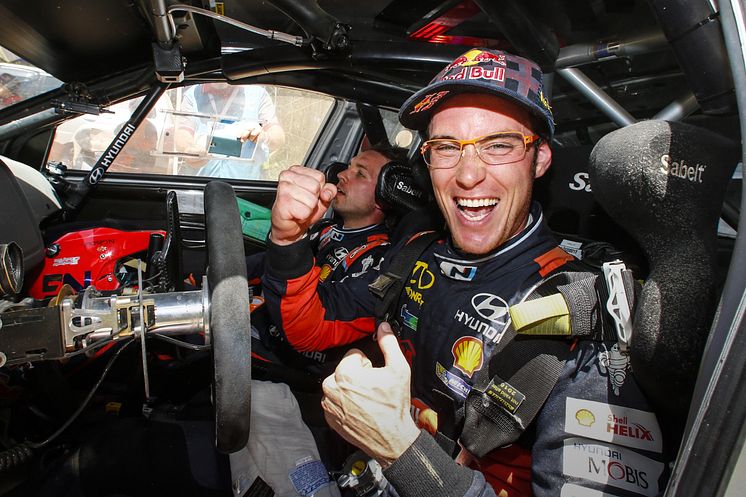 Podium_finale_for_Hyundai_Motorsport_as_Neuville_claims_second_in_Championship (1)