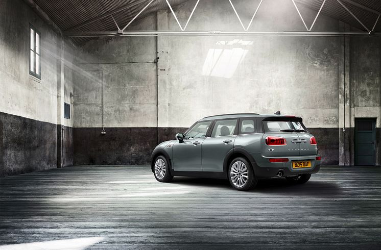 MINI Clubman i farven Moonwalk Grey