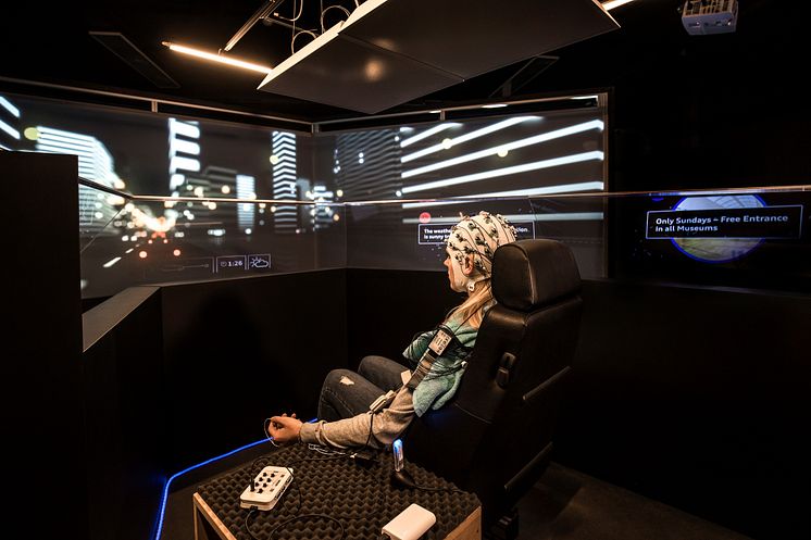 “25th Hour” projekt - Audi har specialbygget en kørselssimulator der simulerer kørsel i en selvkørende bil