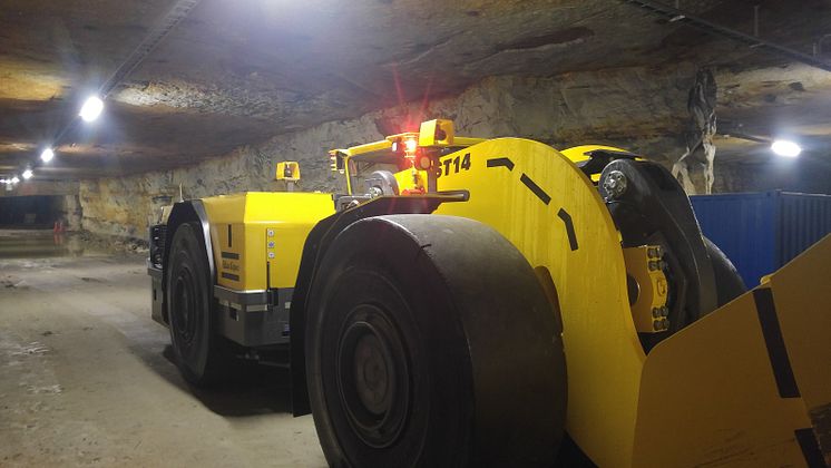 An Atlas Copco ST Tram loader