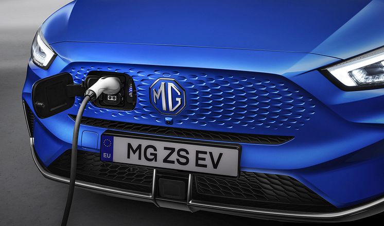 MG-ZS-EV-charge-port