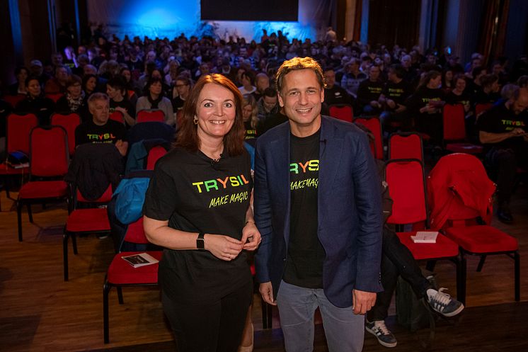 Gudrun Sanaker Lohne og Helge Bonden under fjorårets kickoff på vintersesongen