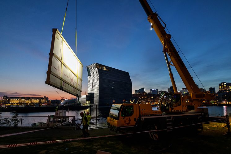 Munch moving artworks to the new museum in Oslo - Photo: Kilian Munch