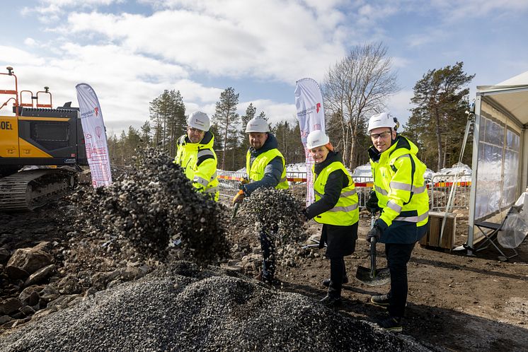 Första spadtag, Holmsund, Riksbyggen