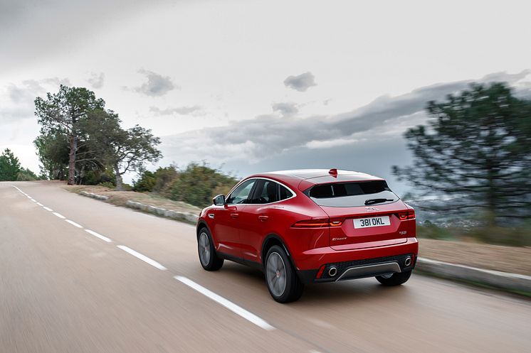 E-PACE S D240_Firenze Red_029