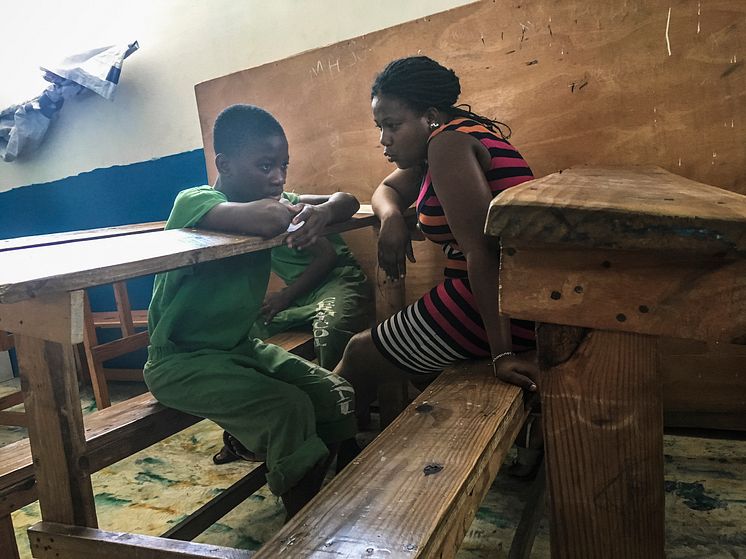 Guylande Mésadieu. Barnrättshjälte från Haiti stöttar barn i fängelse